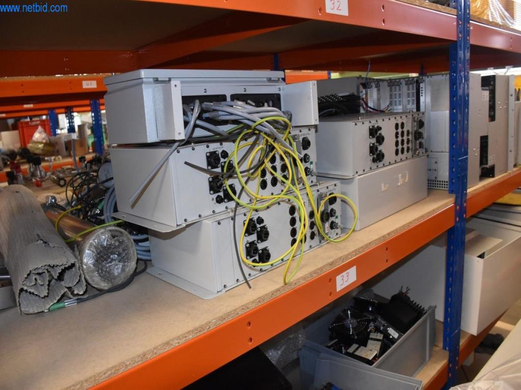 Extensos stocks de bombas de vácuo, dispositivos de medição, peças sobressalentes e acessórios-32