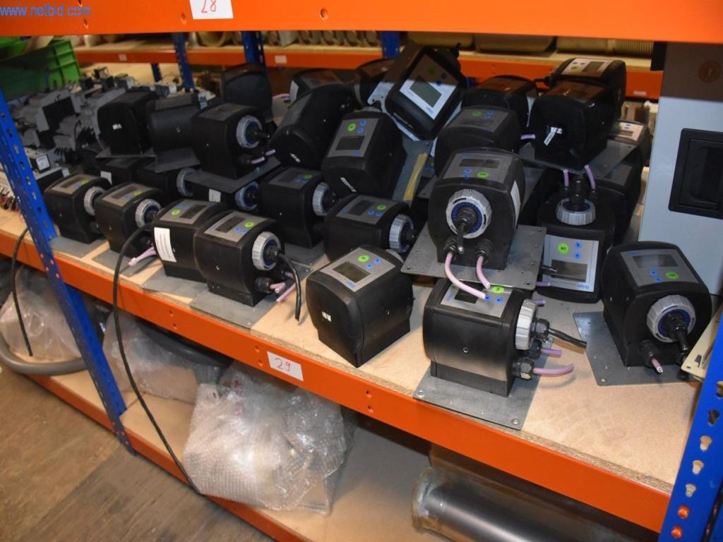 Extensos stocks de bombas de vácuo, dispositivos de medição, peças sobressalentes e acessórios-38