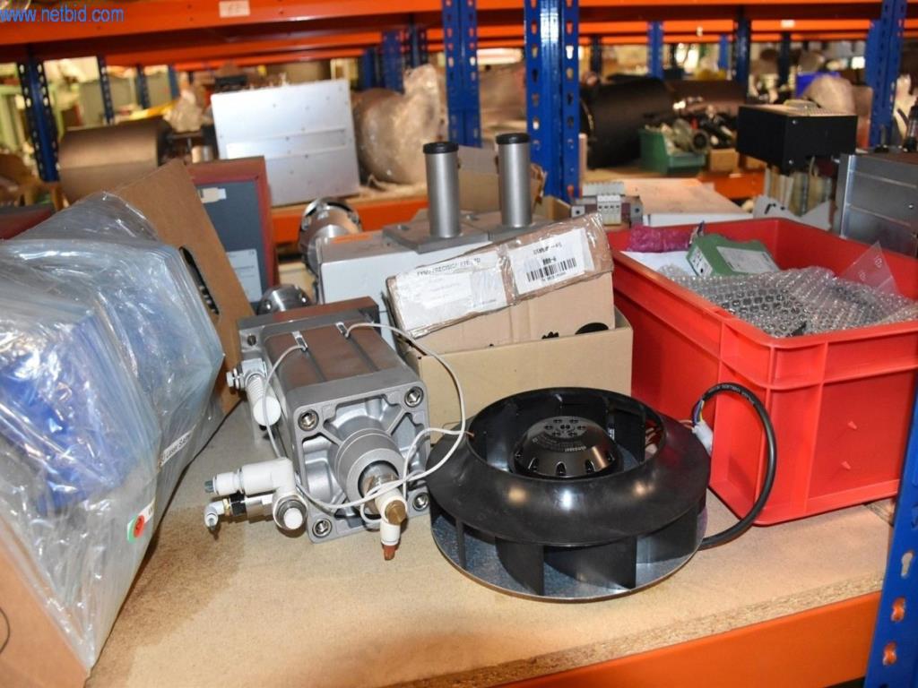 Extensos stocks de bombas de vácuo, dispositivos de medição, peças sobressalentes e acessórios-43