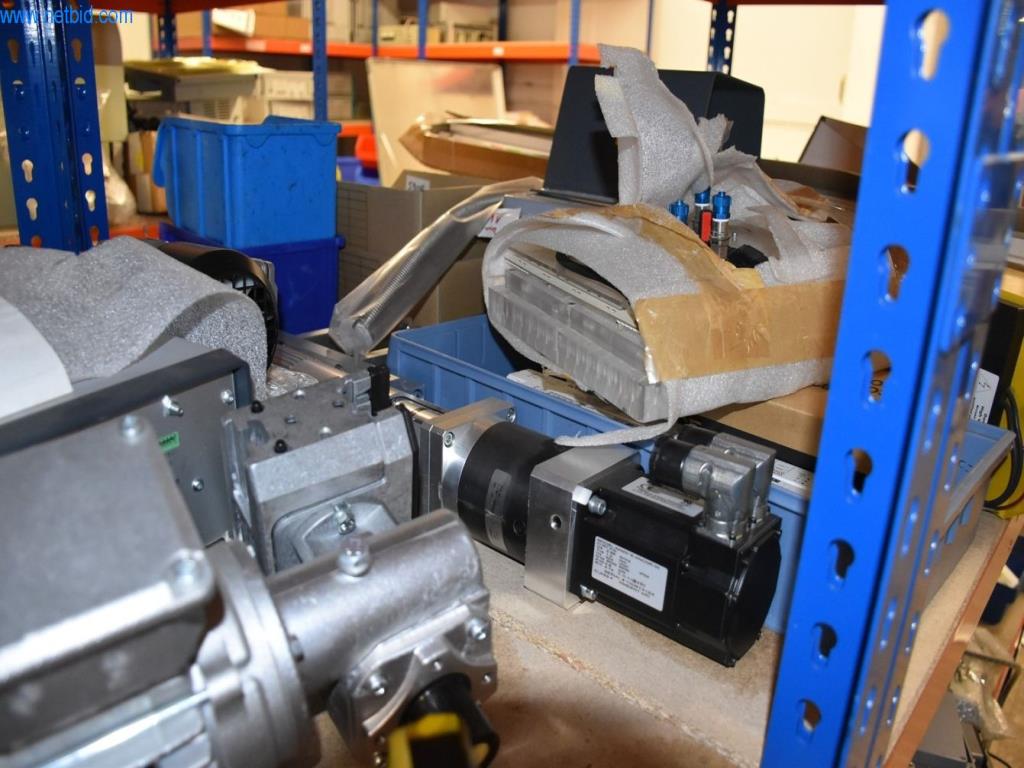 Extensos stocks de bombas de vácuo, dispositivos de medição, peças sobressalentes e acessórios-45