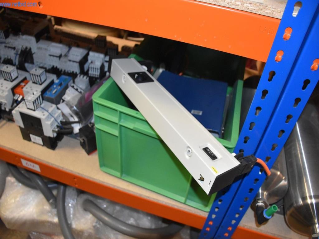 Extensos stocks de bombas de vácuo, dispositivos de medição, peças sobressalentes e acessórios-6