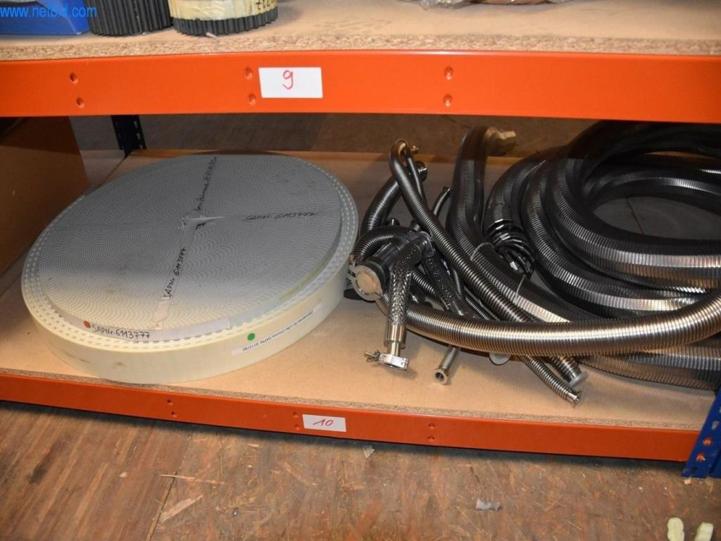 Obsežne zaloge vakuumskih črpalk, merilnih naprav, rezervnih delov in dodatne opreme-13