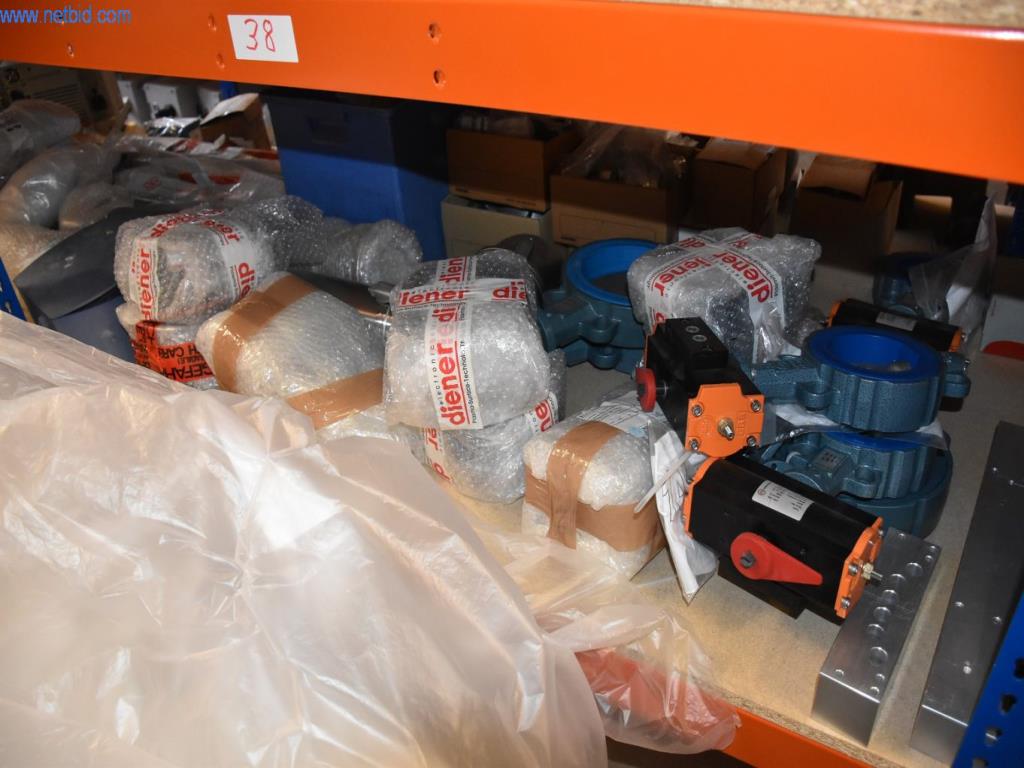 Obsežne zaloge vakuumskih črpalk, merilnih naprav, rezervnih delov in dodatne opreme-20