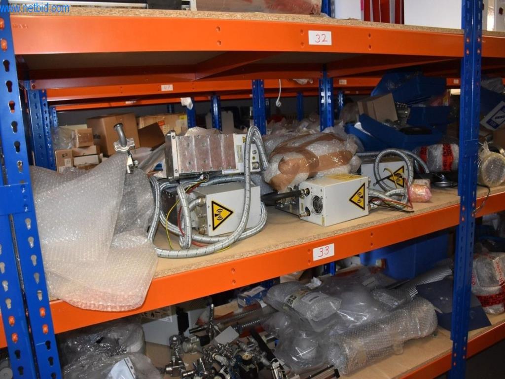 Obsežne zaloge vakuumskih črpalk, merilnih naprav, rezervnih delov in dodatne opreme-24