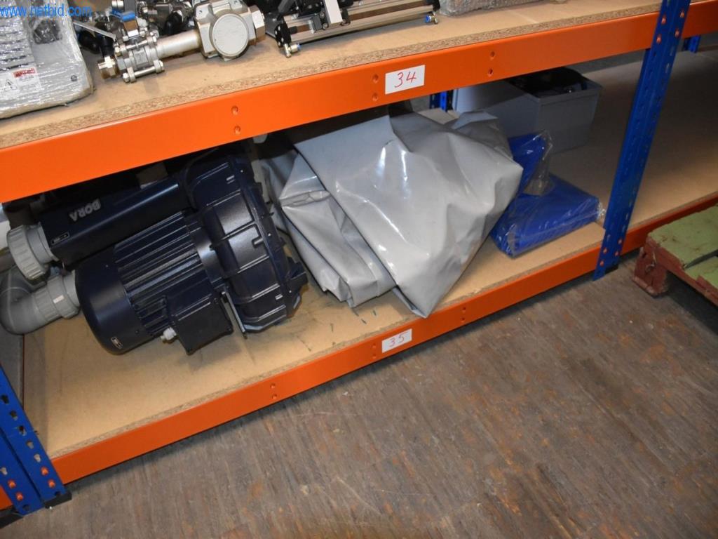 Obsežne zaloge vakuumskih črpalk, merilnih naprav, rezervnih delov in dodatne opreme-26