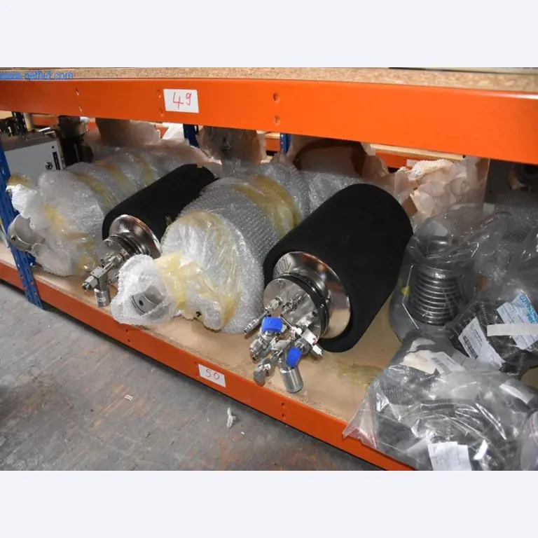 Extensos stocks de bombas de vácuo, dispositivos de medição, peças sobressalentes e acessórios-28