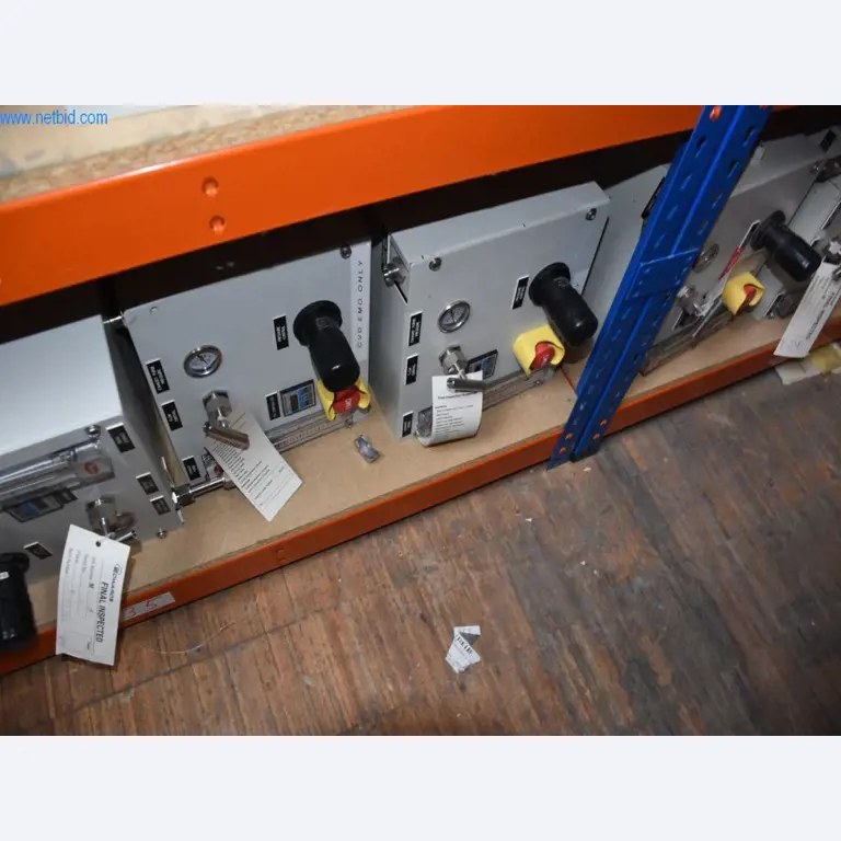 Extensos stocks de bombas de vácuo, dispositivos de medição, peças sobressalentes e acessórios-40