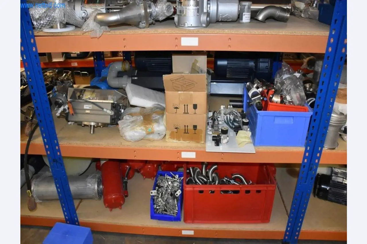 Extensos stocks de bombas de vácuo, dispositivos de medição, peças sobressalentes e acessórios-48