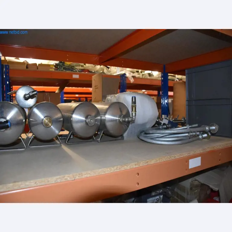 Extensos stocks de bombas de vácuo, dispositivos de medição, peças sobressalentes e acessórios-54