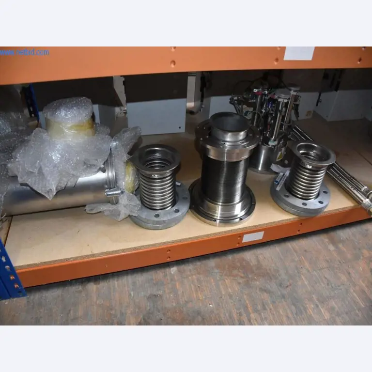 Extensos stocks de bombas de vácuo, dispositivos de medição, peças sobressalentes e acessórios-74