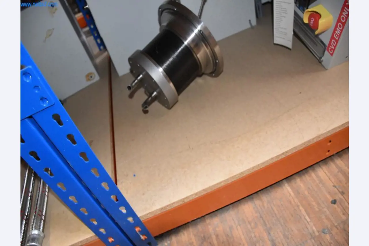 Extensos stocks de bombas de vácuo, dispositivos de medição, peças sobressalentes e acessórios-82