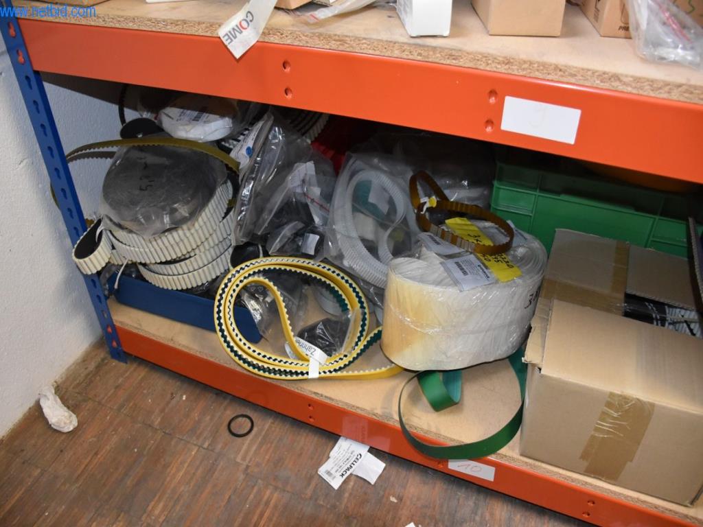 Obsežne zaloge vakuumskih črpalk, merilnih naprav, rezervnih delov in dodatne opreme-28