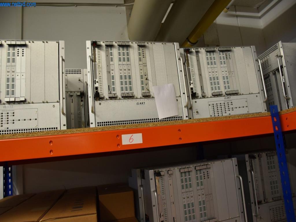 Obsežne zaloge vakuumskih črpalk, merilnih naprav, rezervnih delov in dodatne opreme-4