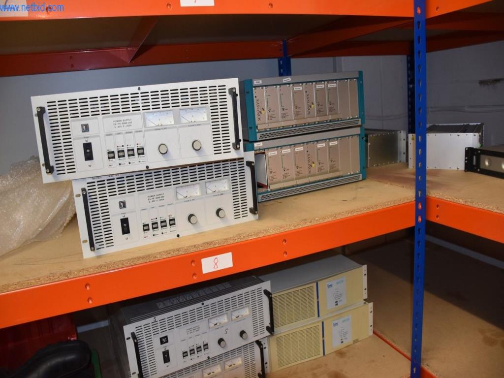 Obsežne zaloge vakuumskih črpalk, merilnih naprav, rezervnih delov in dodatne opreme-8