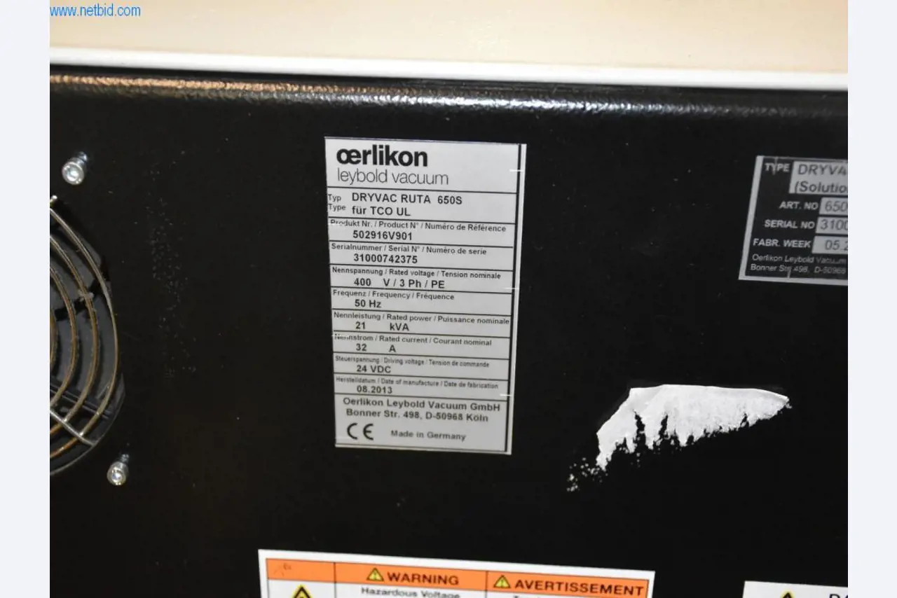 Vaste stock de pompes à vide, d'appareils de mesure, de pièces de rechange et d'accessoires-4