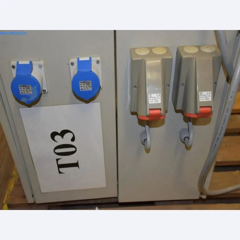 Rozsáhlé zásoby vývěv, měřicích přístrojů, náhradních dílů a příslušenství-8