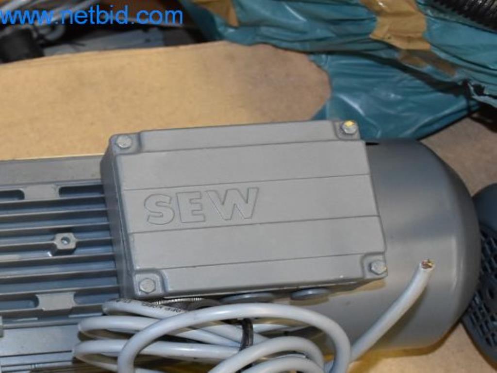 Extensos stocks de bombas de vácuo, dispositivos de medição, peças sobressalentes e acessórios-8