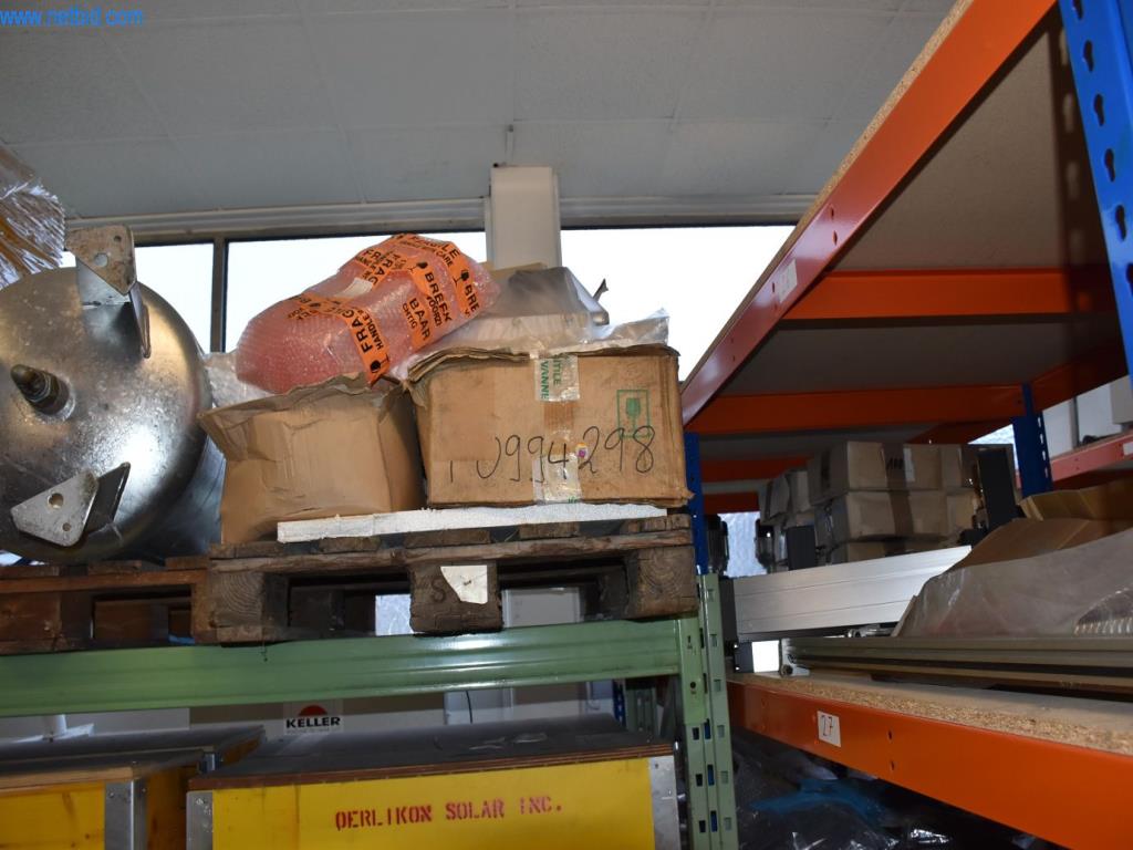 Obsežne zaloge vakuumskih črpalk, merilnih naprav, rezervnih delov in dodatne opreme-13