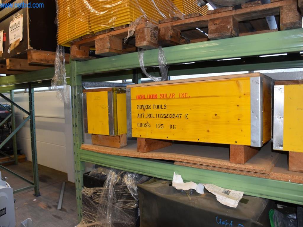 Obsežne zaloge vakuumskih črpalk, merilnih naprav, rezervnih delov in dodatne opreme-16