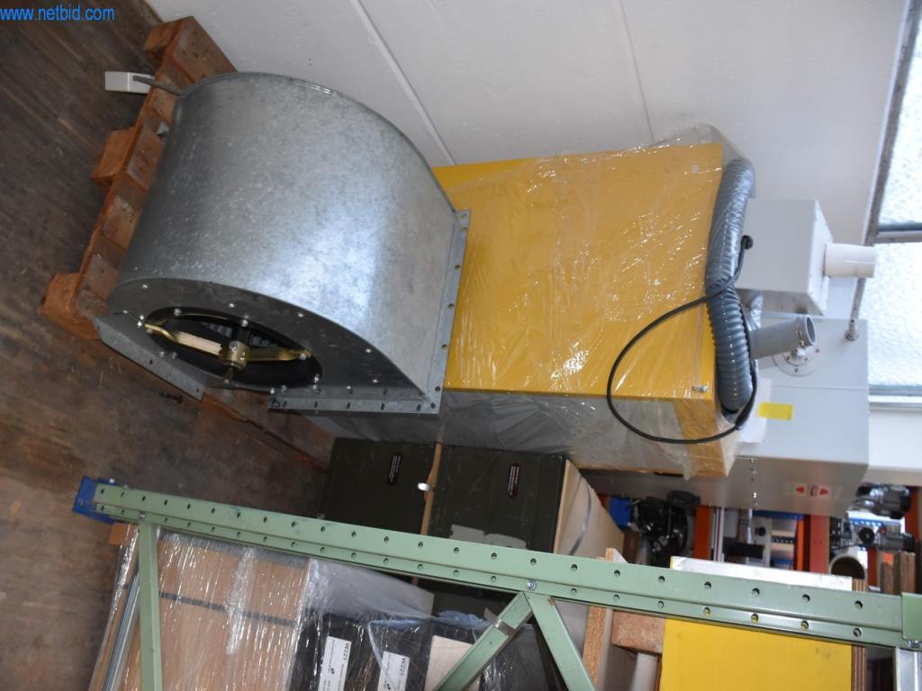 Obsežne zaloge vakuumskih črpalk, merilnih naprav, rezervnih delov in dodatne opreme-6