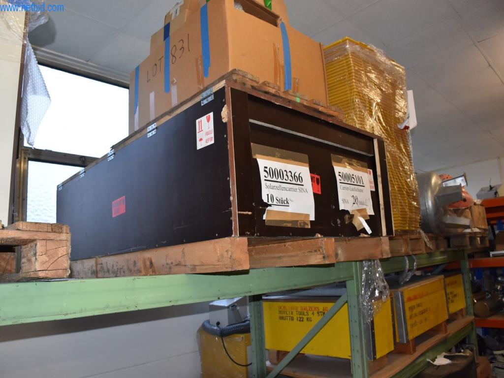 Obsežne zaloge vakuumskih črpalk, merilnih naprav, rezervnih delov in dodatne opreme-9