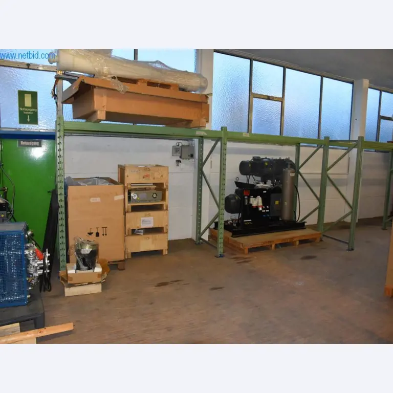 Rozsáhlé zásoby vývěv, měřicích přístrojů, náhradních dílů a příslušenství-5