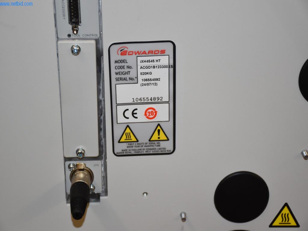 Obsežne zaloge vakuumskih črpalk, merilnih naprav, rezervnih delov in dodatne opreme-6