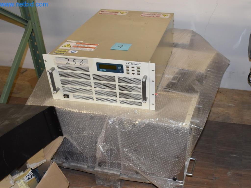 Umfangreiche Bestände an Vakuumpumpen, Meßgeräten, Ersatzteilen und Zubehör-1