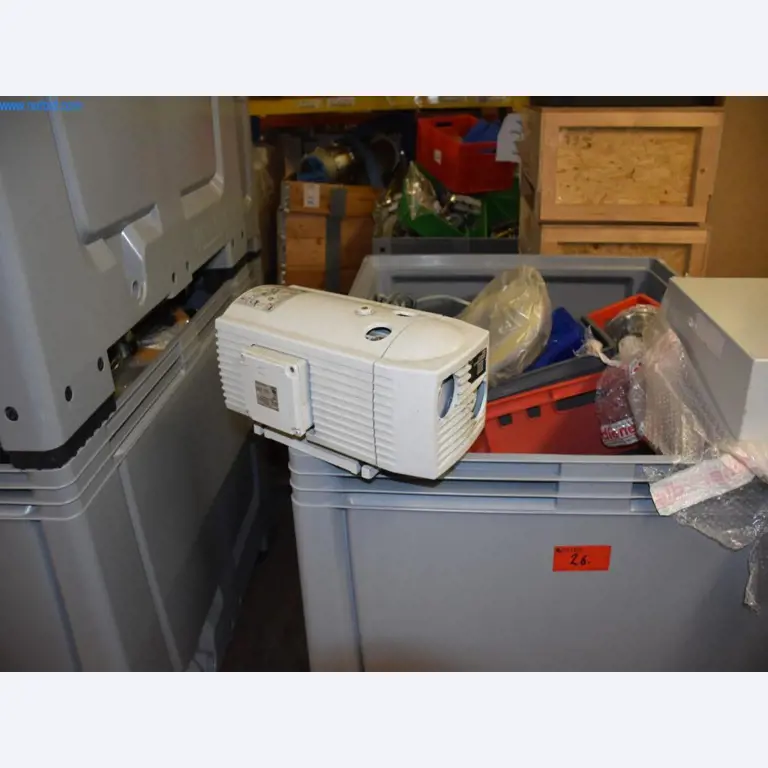 Amplias existencias de bombas de vacío, dispositivos de medición, piezas de repuesto y accesorios-1