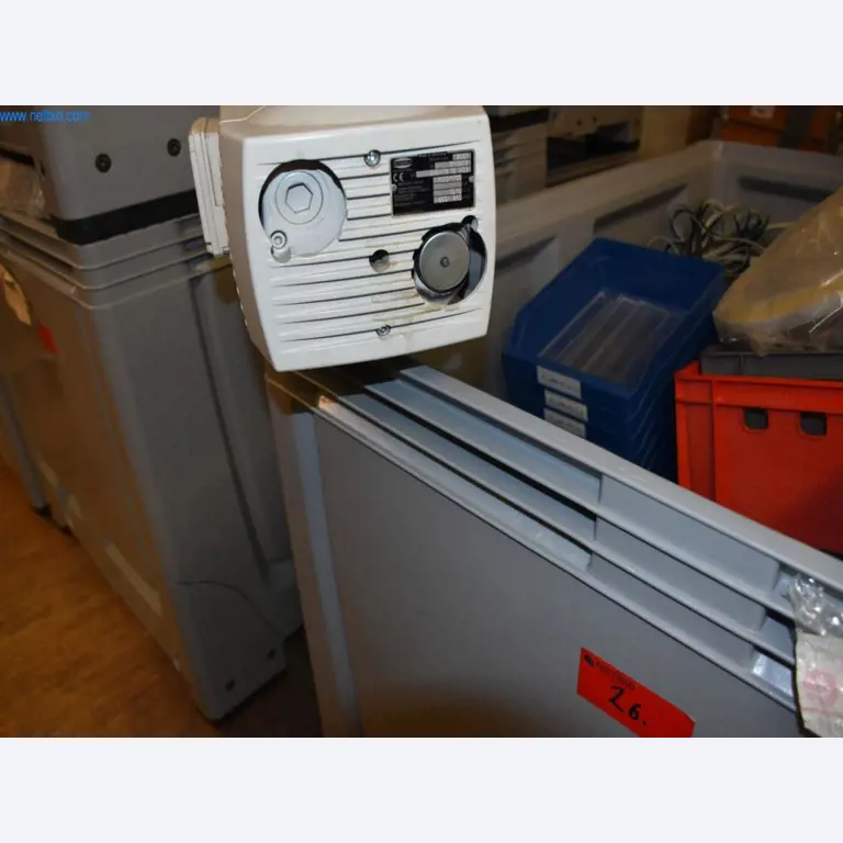 Amplias existencias de bombas de vacío, dispositivos de medición, piezas de repuesto y accesorios-2