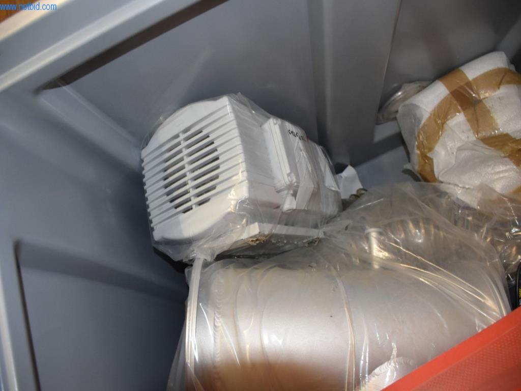 Umfangreiche Bestände an Vakuumpumpen, Meßgeräten, Ersatzteilen und Zubehör-6