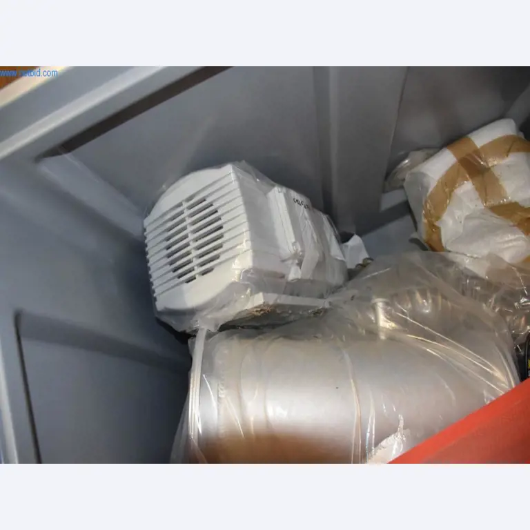 Amplias existencias de bombas de vacío, dispositivos de medición, piezas de repuesto y accesorios-6