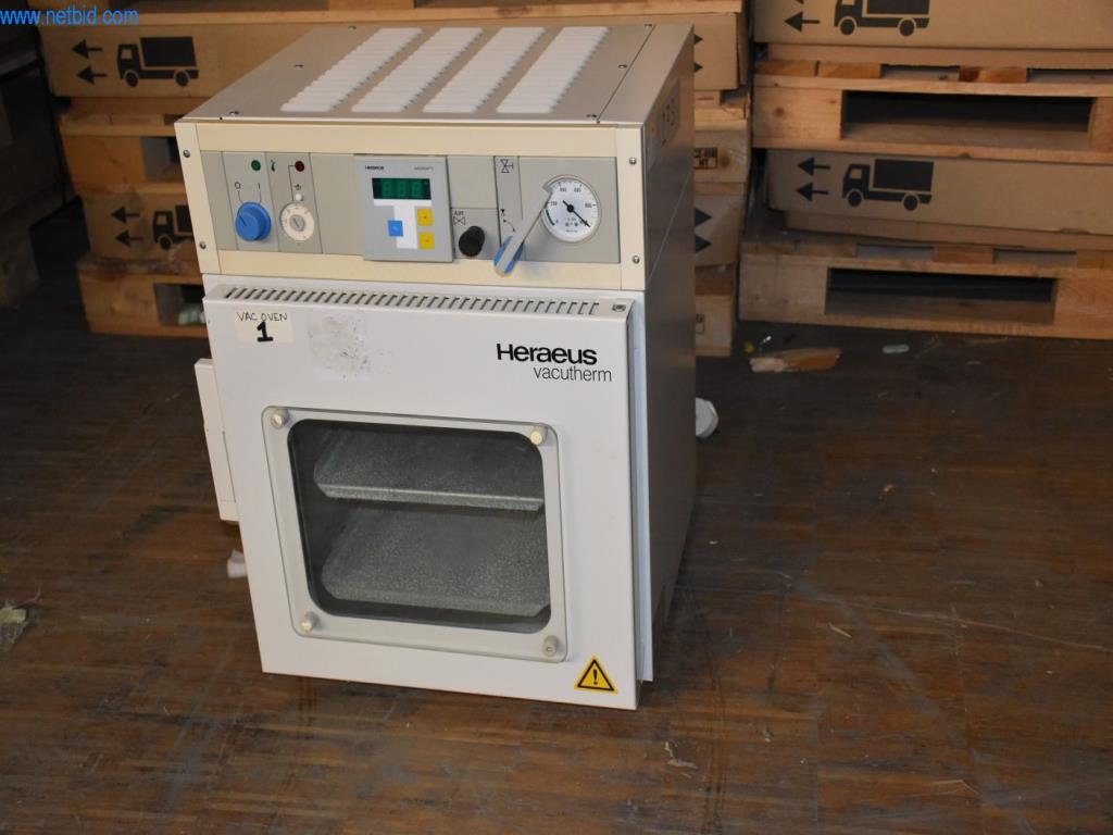 Extensos stocks de bombas de vácuo, dispositivos de medição, peças sobressalentes e acessórios-1