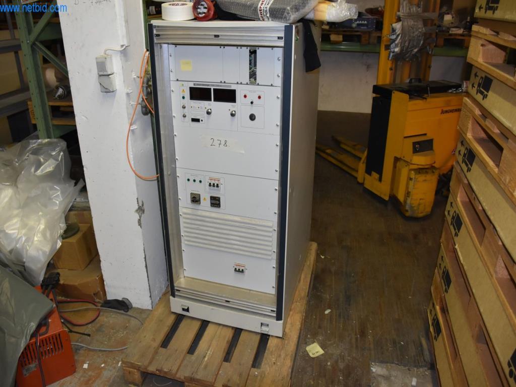 Umfangreiche Bestände an Vakuumpumpen, Meßgeräten, Ersatzteilen und Zubehör-1