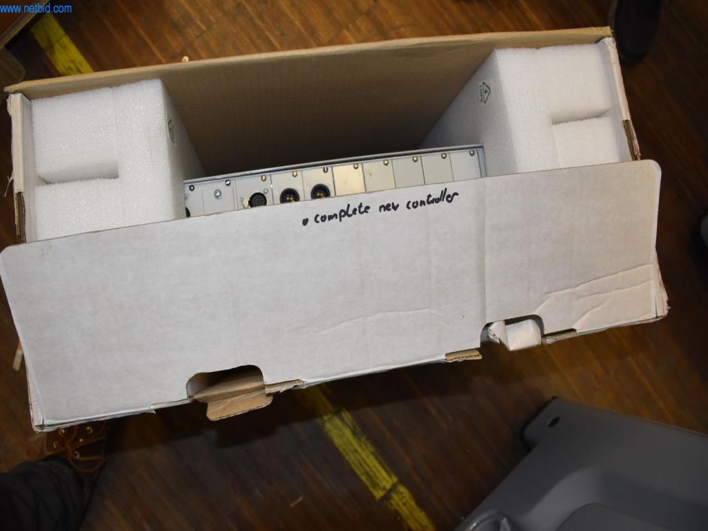 Amplias existencias de bombas de vacío, dispositivos de medición, piezas de repuesto y accesorios-2