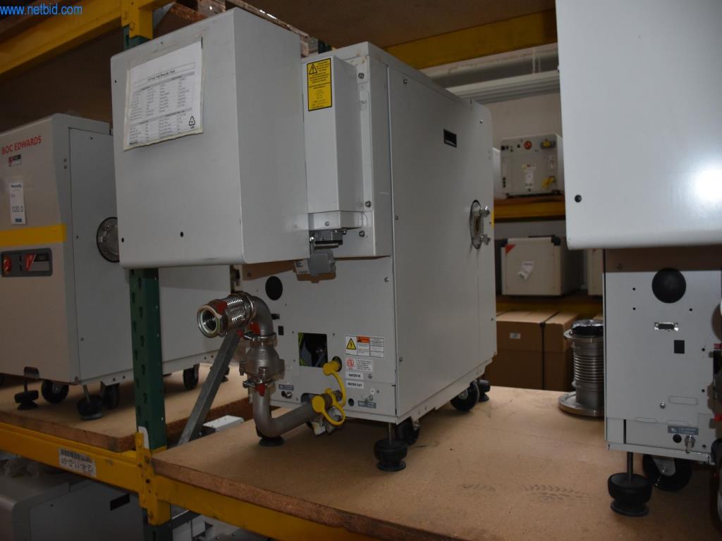 Umfangreiche Bestände an Vakuumpumpen, Meßgeräten, Ersatzteilen und Zubehör-9