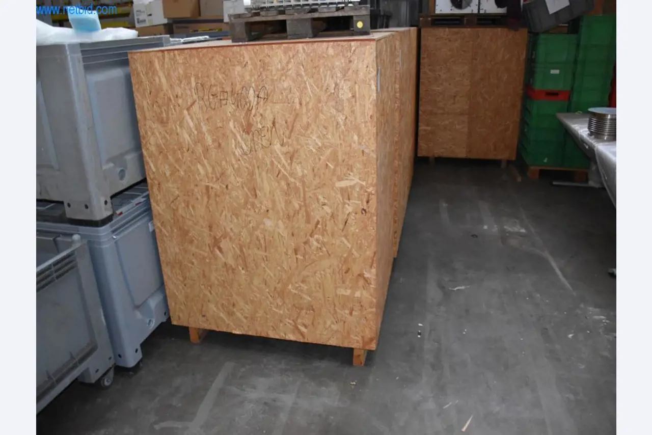 Rozsáhlé zásoby vývěv, měřicích přístrojů, náhradních dílů a příslušenství-5