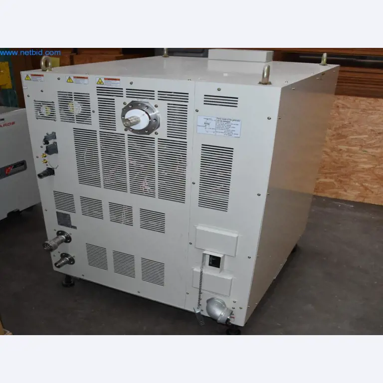 Rozsáhlé zásoby vývěv, měřicích přístrojů, náhradních dílů a příslušenství-7