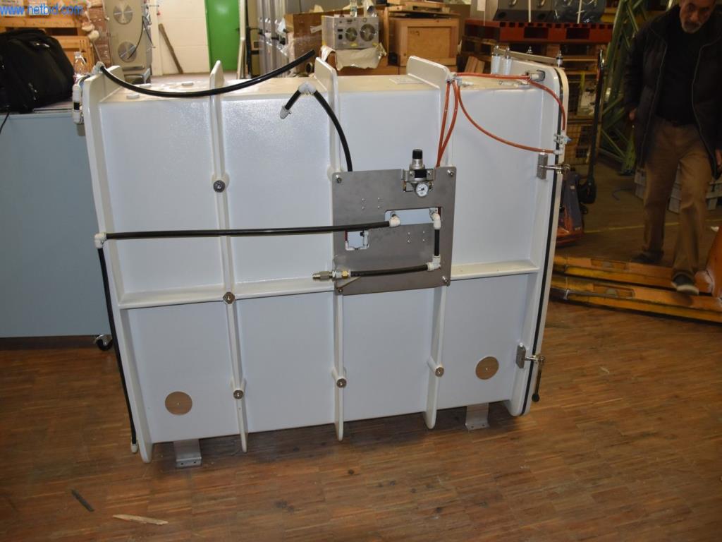 Extensos stocks de bombas de vácuo, dispositivos de medição, peças sobressalentes e acessórios-3