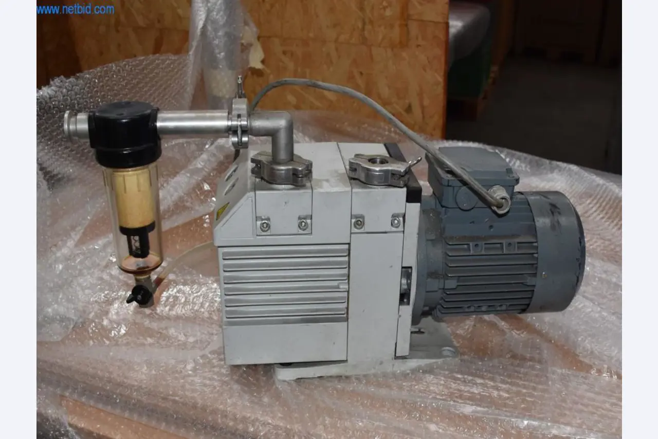 Amplias existencias de bombas de vacío, dispositivos de medición, piezas de repuesto y accesorios-2