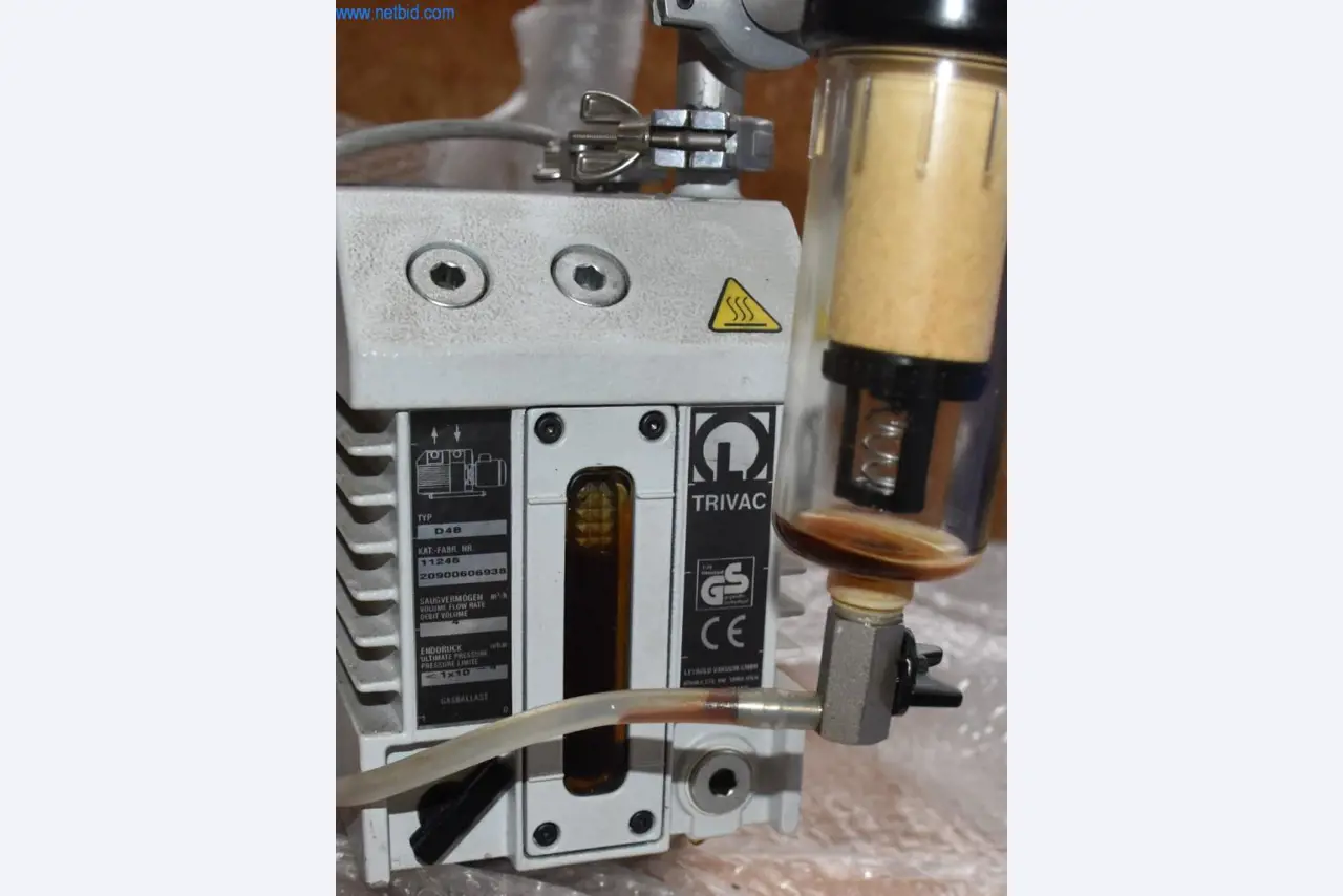Amplias existencias de bombas de vacío, dispositivos de medición, piezas de repuesto y accesorios-4