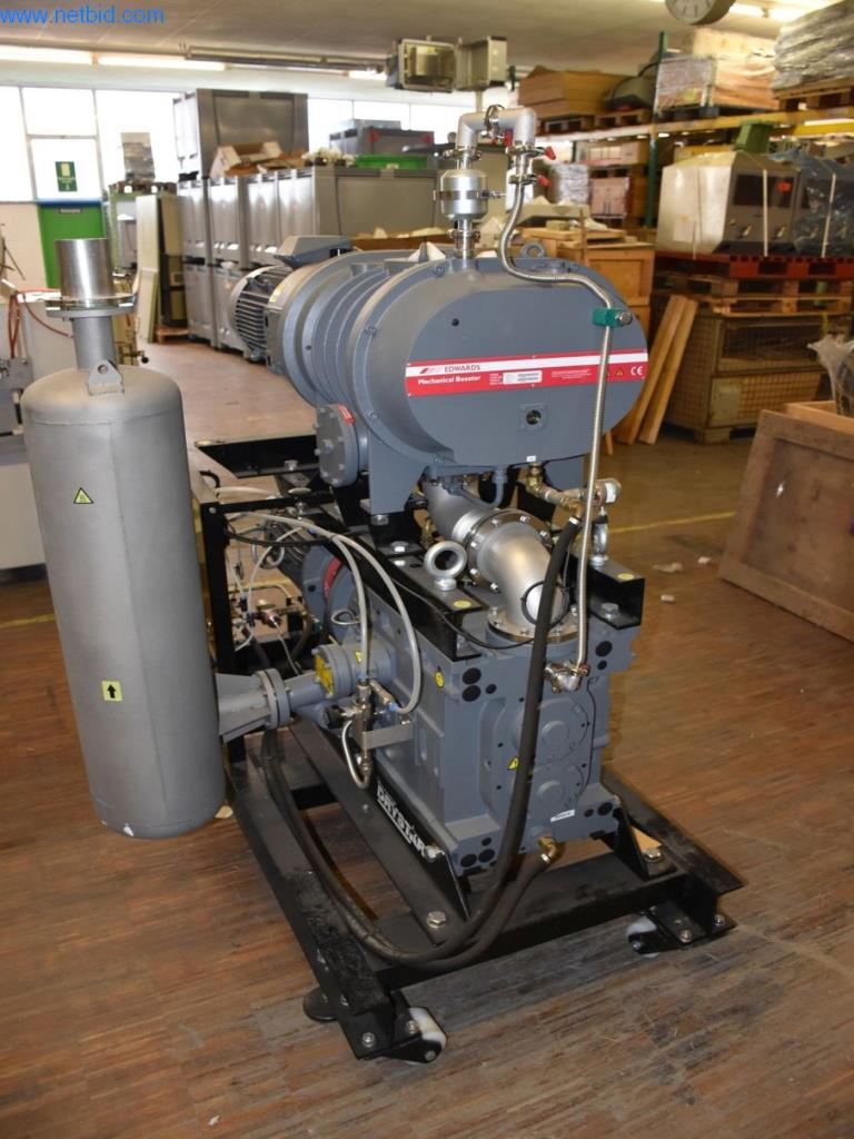 Extensos stocks de bombas de vácuo, dispositivos de medição, peças sobressalentes e acessórios-10