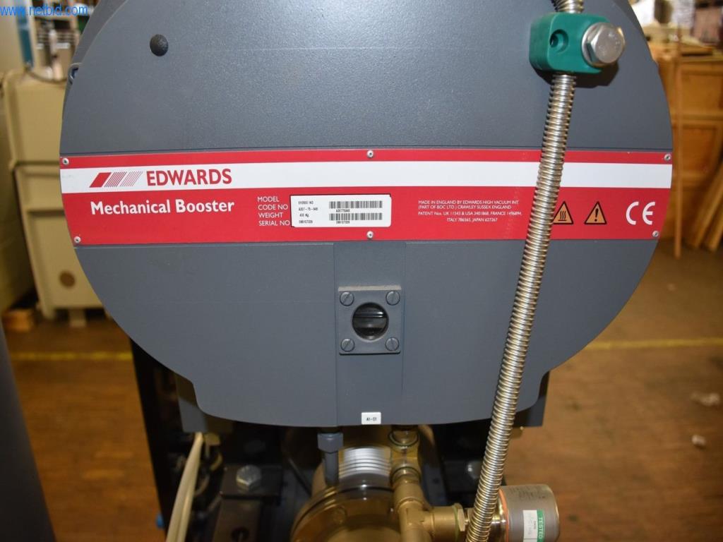 Extensos stocks de bombas de vácuo, dispositivos de medição, peças sobressalentes e acessórios-12