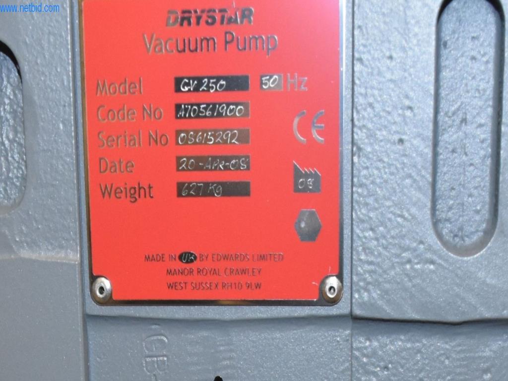 Extensos stocks de bombas de vácuo, dispositivos de medição, peças sobressalentes e acessórios-4