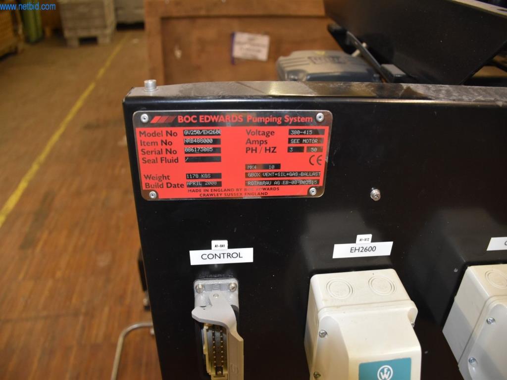 Extensos stocks de bombas de vácuo, dispositivos de medição, peças sobressalentes e acessórios-9