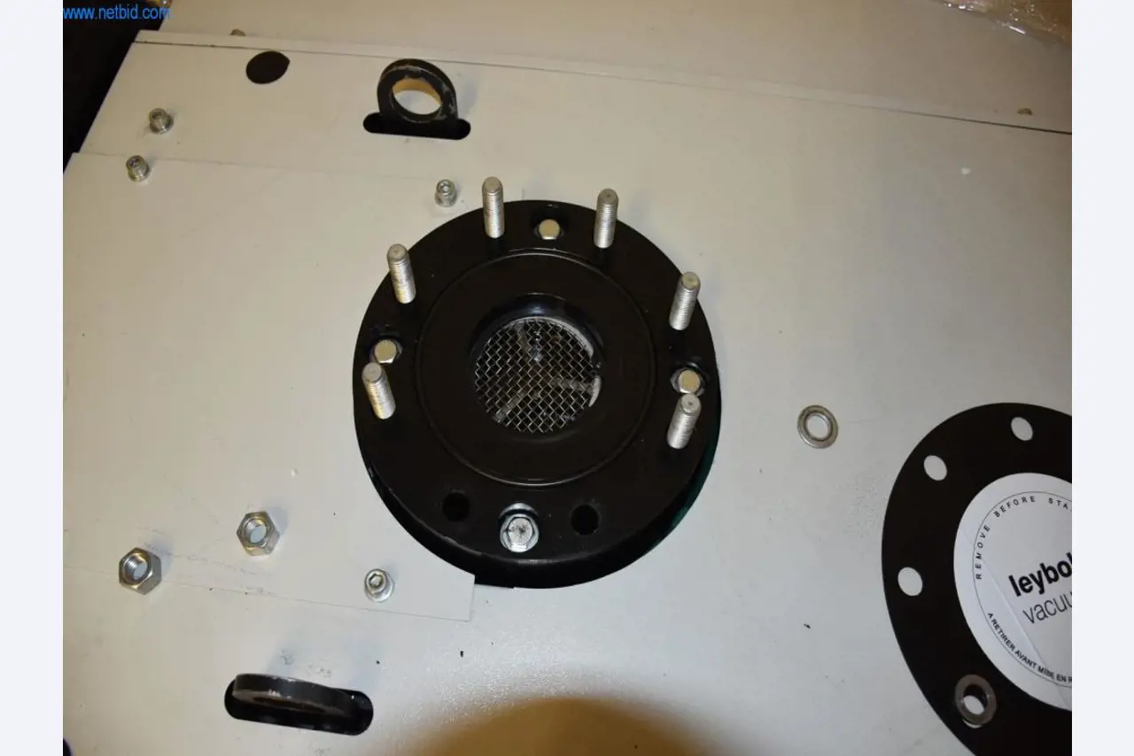 Amplias existencias de bombas de vacío, dispositivos de medición, piezas de repuesto y accesorios-2