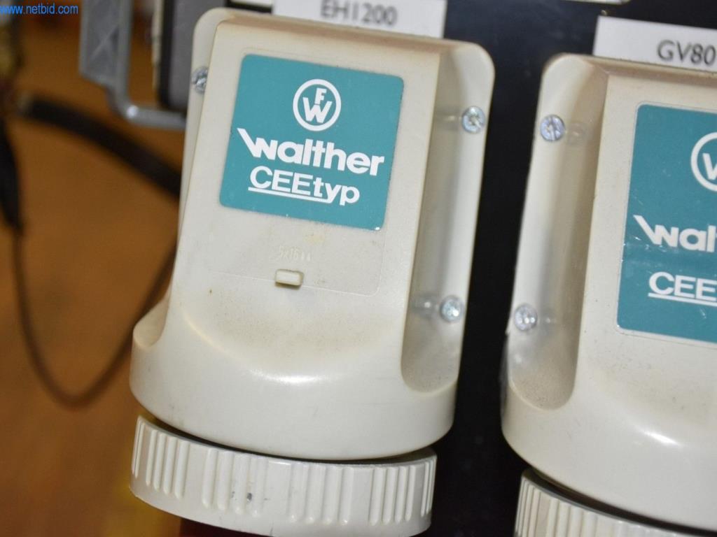 Extensive stocks of vacuum pumps, measuring devices, spare parts and accessories-4