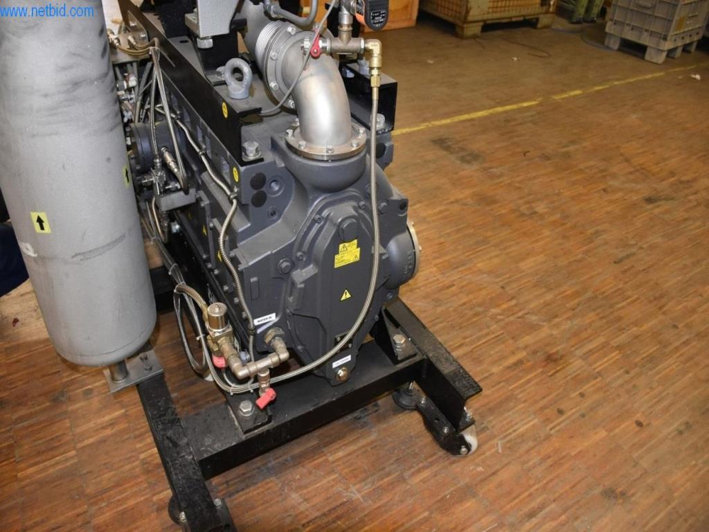 Umfangreiche Bestände an Vakuumpumpen, Meßgeräten, Ersatzteilen und Zubehör-11