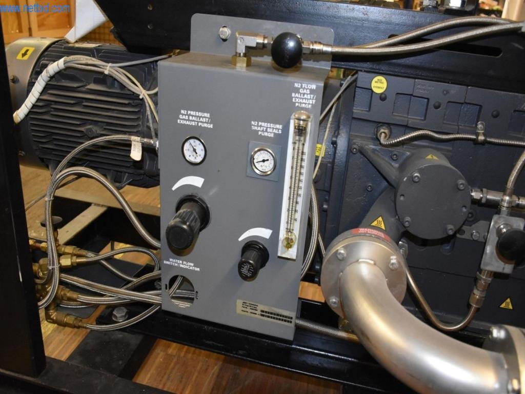 Umfangreiche Bestände an Vakuumpumpen, Meßgeräten, Ersatzteilen und Zubehör-12