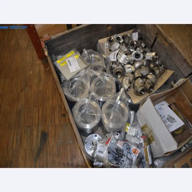 Amplias existencias de bombas de vacío, dispositivos de medición, piezas de repuesto y accesorios-12